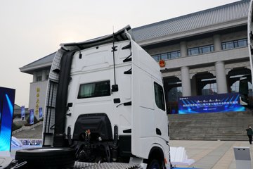 �����ؿ� ����X6000 600���� 4X2 AMT�Զ���ǣ����(����)ͼƬ