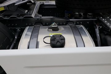 �����ؿ� ����X6000 600���� 4X2 AMT�Զ���ǣ����(����)ͼƬ