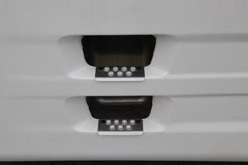 �����ؿ� ����X6000 600���� 4X2 AMT�Զ���ǣ����(����)ͼƬ