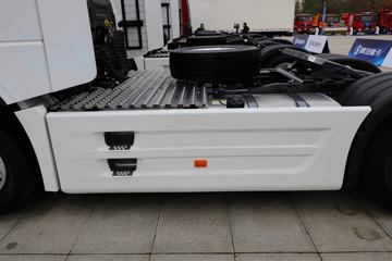 �����ؿ� ����X6000 600���� 4X2 AMT�Զ���ǣ����(����)ͼƬ