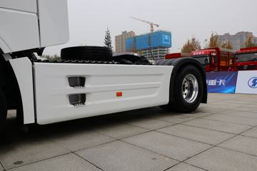 �����ؿ� ����X6000 600���� 4X2 AMT�Զ���ǣ����(����)ͼƬ