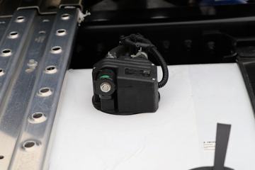 �����ؿ� ����X6000 600���� 4X2 AMT�Զ���ǣ����ͼƬ