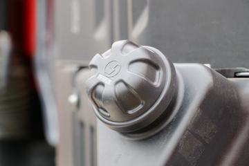 �����ؿ� ����X6000 660���� 6X4 AMT�Զ���ǣ����ͼƬ