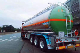 30-50方系列&nbsp;罐式半挂车外观图片