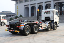 德龙新M3000&nbsp;垃圾运输车外观图片