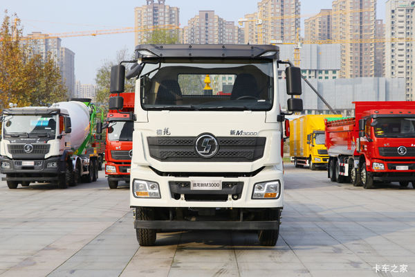 德龙新M3000 垃圾运输车