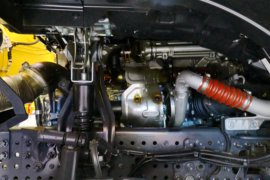 奔驰底盘&nbsp;泵车底盘                                                图片