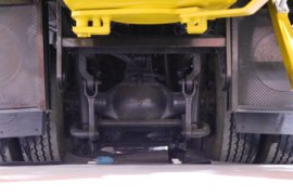 奔驰底盘&nbsp;泵车底盘                                                图片