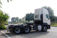 广汽日野 700智臻重卡 450马力 6X4牵引车(国六)