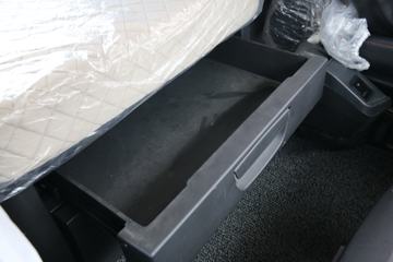 �����ؿ� ����X6000 530���� 4X2 AMT�Զ���LNGǣ����ͼƬ
