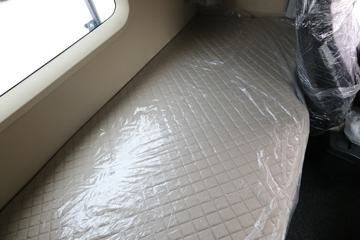 �����ؿ� ����X6000 530���� 4X2 AMT�Զ���LNGǣ����ͼƬ