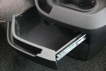 �����ؿ� ����X6000 530���� 4X2 AMT�Զ���LNGǣ����ͼƬ