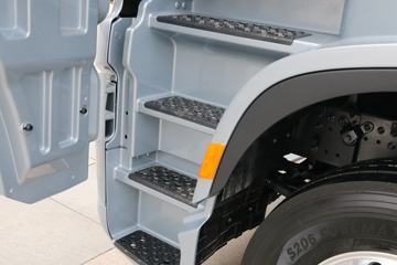 �����ؿ� ����X6000 530���� 4X2 AMT�Զ���LNGǣ����ͼƬ