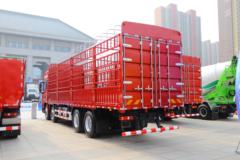 陕汽重卡 德龙X5000 460马力 8X4 9.5米仓栅式载货车(国六)