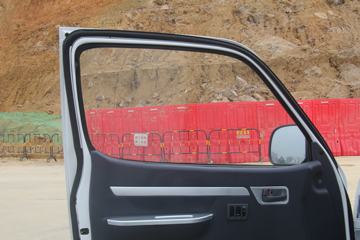 创维D10&nbsp;电动封闭厢货驾驶室图片