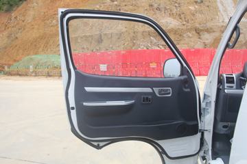 创维D10&nbsp;电动封闭厢货驾驶室图片