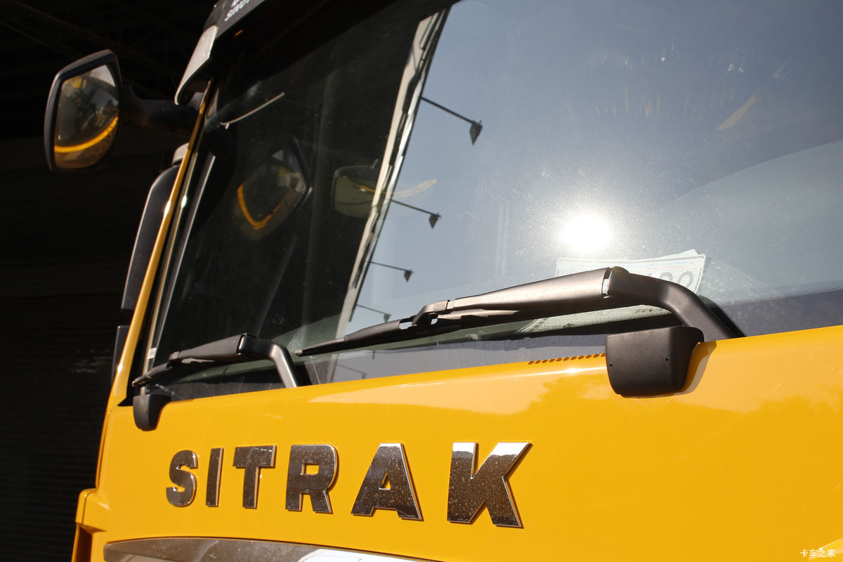 й ǵ¿SITRAK G5ؿ а 280 4X2 9.92ʽػ(ZZ5186XXYN711GE1)                                                