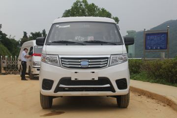 开沃D07&nbsp;电动封闭厢货外观图片