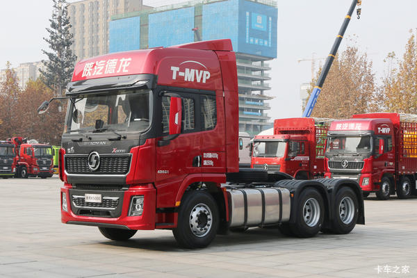 陕汽重卡 德龙X5000 改装版 550马力 6X4牵引车(速比3.7)(国六)