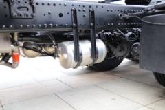 陕汽重卡 德龙X5000 尊享版 460马力 6X4 LNG牵引车(国六)(SX4259XD4TLQ1)