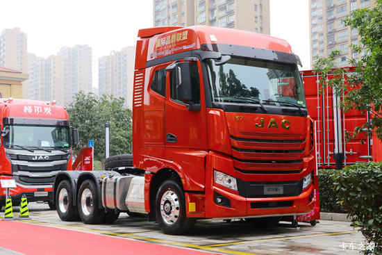  K7ؿ 560 6X4 AMTԶǣ()(HFC4252P1K8E33KS)