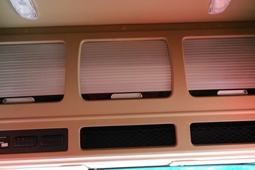 ���� �����A5X�п� 220���� 4X2 9.8����ʽ�ػ���(����)(HFC5181XXYP2K3A70S)ͼƬ