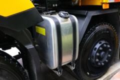 江淮 格尔发K5W重卡 350马力 8X4 5.6米 AMT自动挡混合动力自卸车(HFC3311P1PHEV)