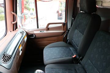 ���� �����A5L�п� 220���� 4X2 6.8�ײ�դʽ�ػ���(����)(HFC5181CCYP3K2A50DS)ͼƬ