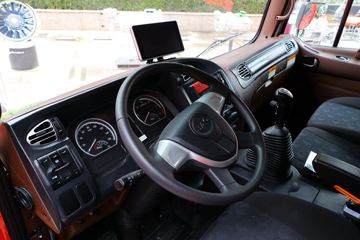 ���� �����A5L�п� 220���� 4X2 6.8�ײ�դʽ�ػ���(����)(HFC5181CCYP3K2A50DS)ͼƬ