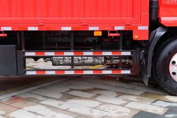 ���� �����A5L�п� 220���� 4X2 6.8�ײ�դʽ�ػ���(����)(HFC5181CCYP3K2A50DS)ͼƬ