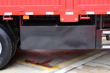 ���� �����A5L�п� 220���� 4X2 6.8�ײ�դʽ�ػ���(����)(HFC5181CCYP3K2A50DS)ͼƬ