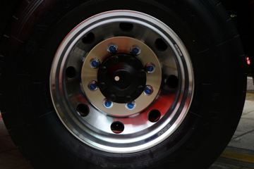 ���� �����A5L�п� 220���� 4X2 6.8�ײ�դʽ�ػ���(����)(HFC5181CCYP3K2A50DS)ͼƬ