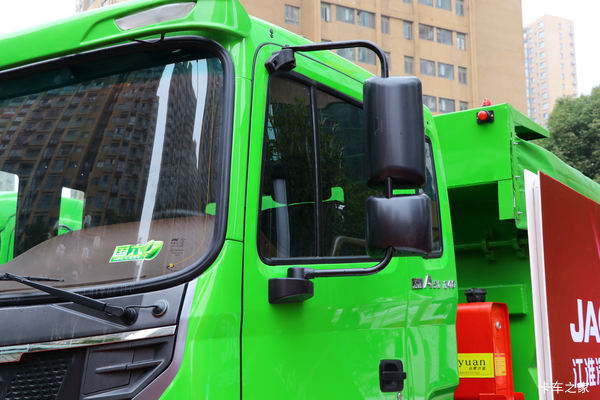 优惠2.48万 东莞市格尔发A5自卸车火热促销中