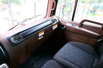 ���� �����A5L 240���� 6X2 4.8����ж��(����)(HFC3241P3K3D25S)ͼƬ