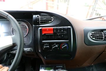 ���� �����A5L 240���� 6X2 4.8����ж��(����)(HFC3241P3K3D25S)ͼƬ