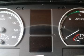 ���� �����A5L 240���� 6X2 4.8����ж��(����)(HFC3241P3K3D25S)ͼƬ