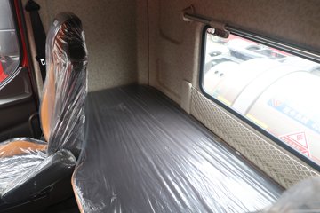 �������� ����H7�ؿ� 460���� 6X4 LNGǣ����(����)ͼƬ