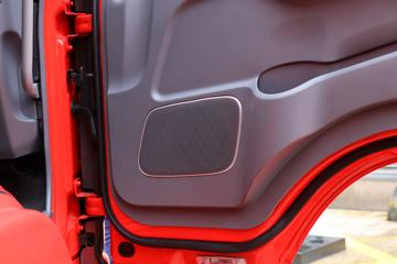 ���� �����A6LII�п� 195���� 4x2 7.8����ʽ�ػ���ͼƬ