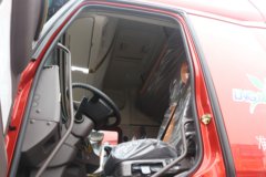 东风柳汽 乘龙H7重卡 460马力 6X4 LNG牵引车(国六)(LZ4250H7DM1)