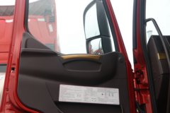 东风柳汽 乘龙H7重卡 460马力 6X4 LNG牵引车(国六)(LZ4250H7DM1)