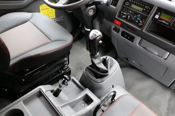 ���� �����A6LII�п� 195���� 4x2 7.8����ʽ�ػ���ͼƬ