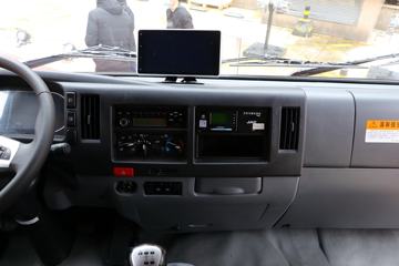 ���� �����A6LII�п� 195���� 4x2 7.8����ʽ�ػ���ͼƬ