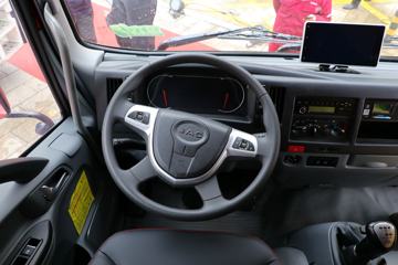 ���� �����A6LII�п� 195���� 4x2 7.8����ʽ�ػ���ͼƬ