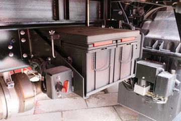 ���� �����A6LII�п� 195���� 4x2 7.8����ʽ�ػ���ͼƬ