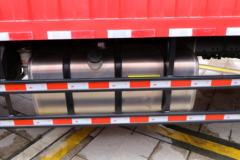 江淮 格尔发A6LII中卡 195马力 4x2 7.8米厢式载货车(HFC5181XXYP3K2A50KS)