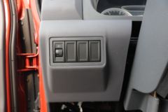 福田瑞沃 大金刚3 143马力 4X2 4.18米自卸车(1088后桥)(BJ3043D9JBA-FC)