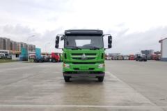 中国重汽成都商用车 力狮 340马力 8X4 6.8米自卸车(CDW3313N3661E1BN)