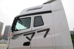 一汽解放 J7重卡 560马力 4X2 牵引车(国六)(液缓)(CA4180P77K25E6)