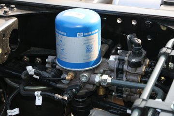 һ����� J7�ؿ� 560���� 6X4 ǣ����(����)(Һ��)ͼƬ