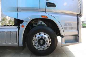 һ����� J7�ؿ� 560���� 6X4 ǣ����(����)(Һ��)ͼƬ